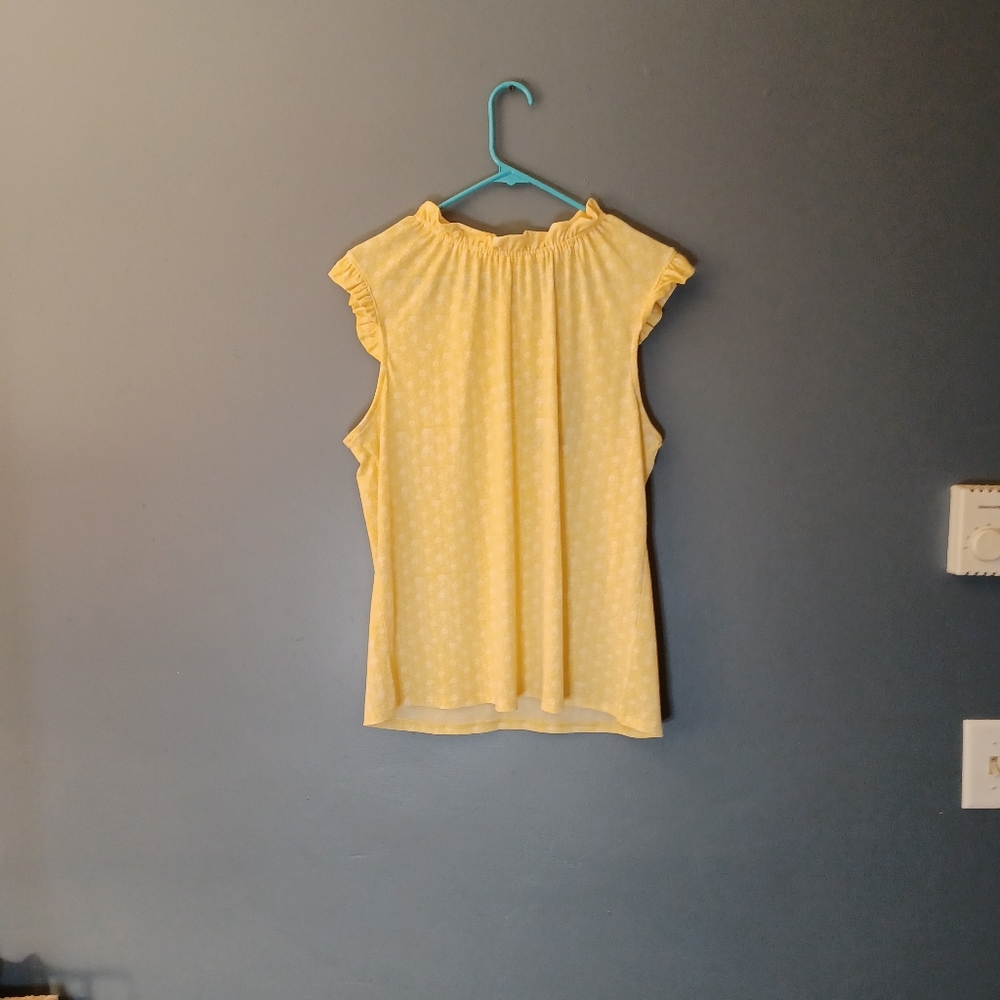 Adrianna Papell YELLOW with white flowers SLEEVELESS TANK Size XL
